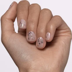 Top- En Basecoat^essence confetti PARTY transformerende topcoat -