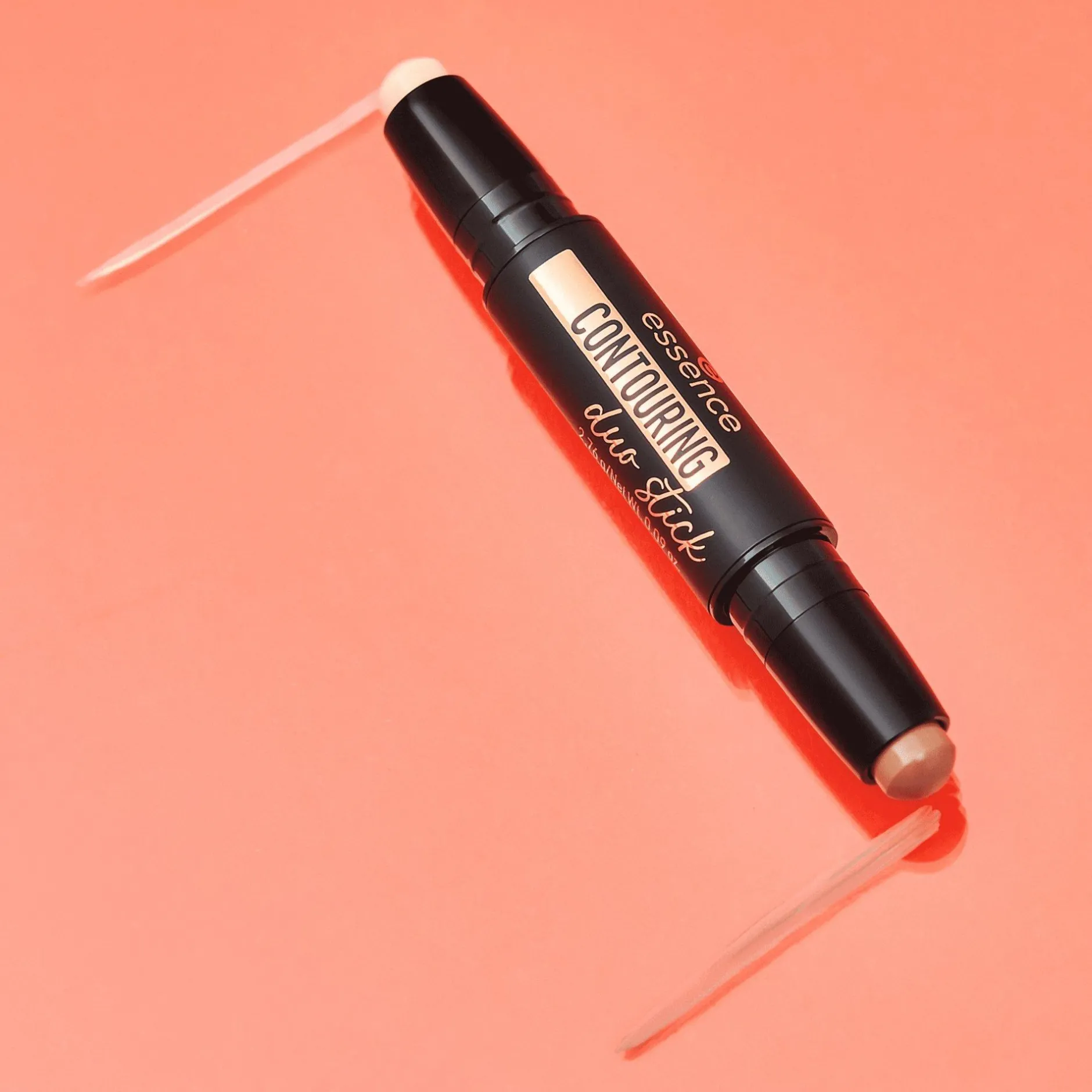 Contouring En Bronzer^essence CONTOURING duo stick 20 - light