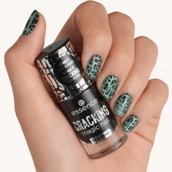 Top- En Basecoat^essence CRACKING magic nail top coat