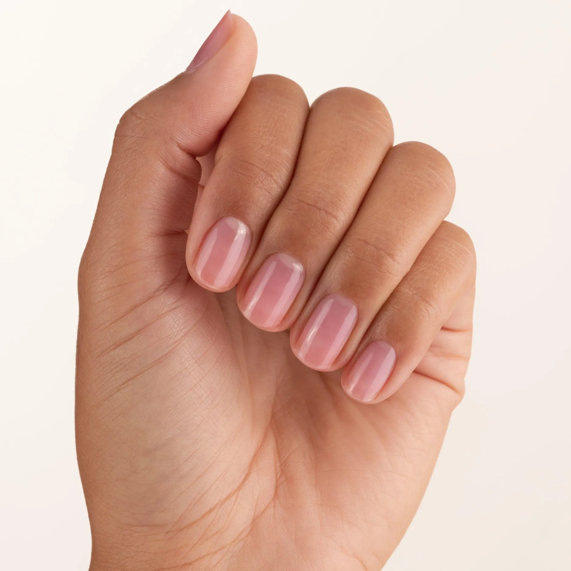 Nagelverzorging^essence DE GROW'N'GLOW NAIL CARE POLISH