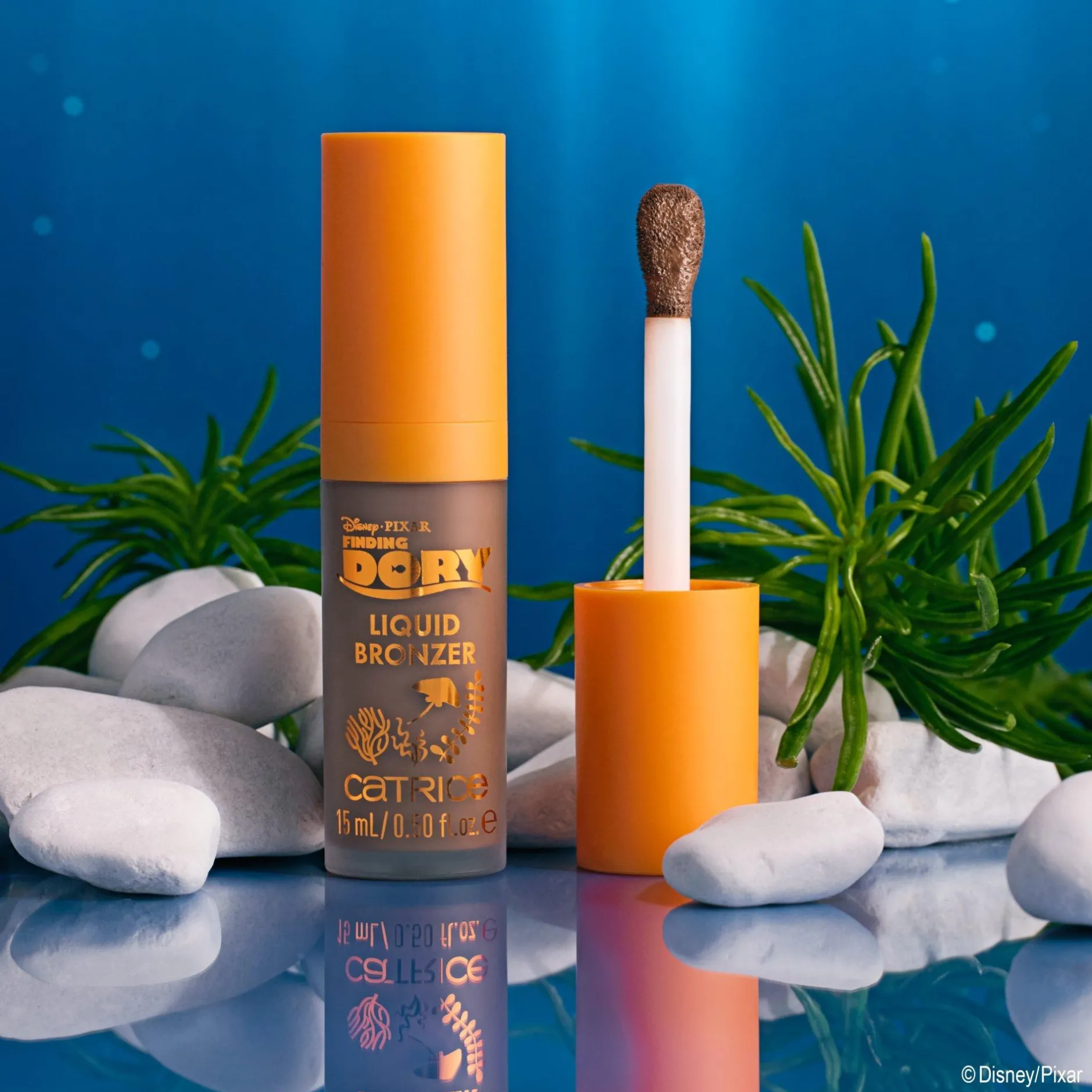 Contouring En Bronzer^essence Disney Pixar Finding Dory Matte Vloeibare Bronzer 020 - Medium To Dark