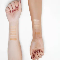 Foundation^essence FRESH & FIT FOUNDATION 50 - fresh almond