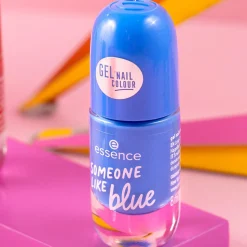 Nagellak^essence gel nail colour 51 - SOMEONE LIKE blue