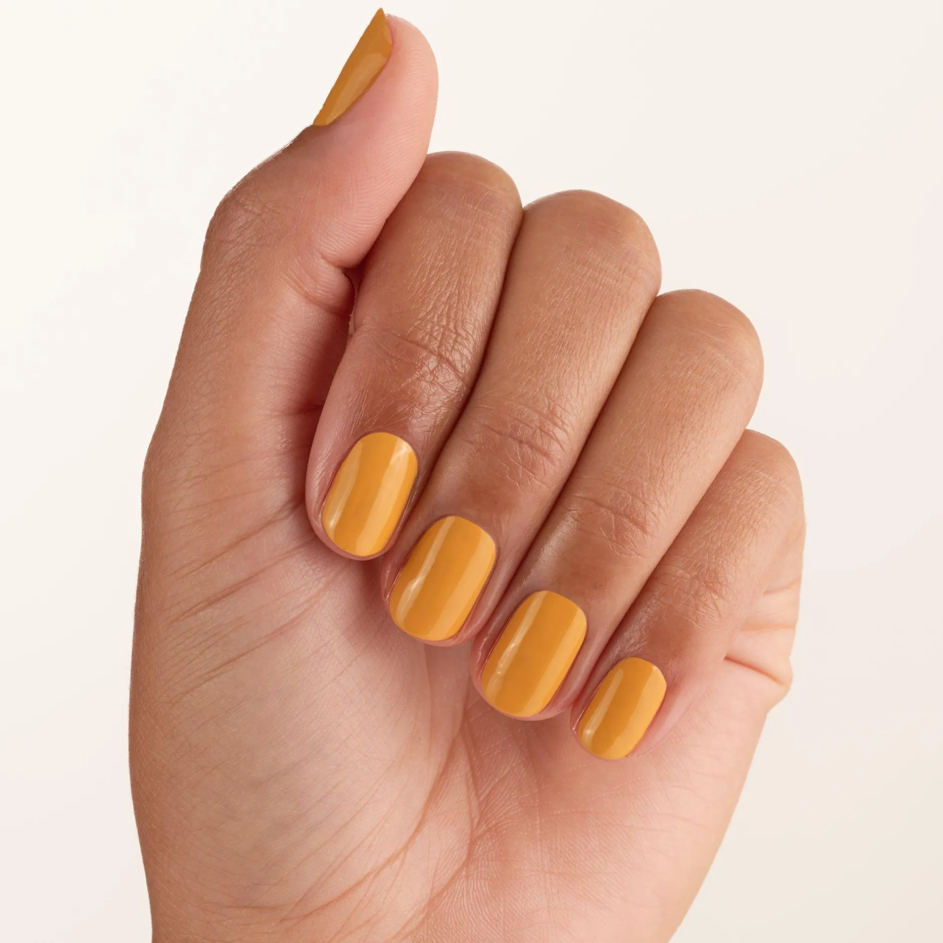 Nagellak^essence gel nail colour 53 - POWER TO THE sunflower