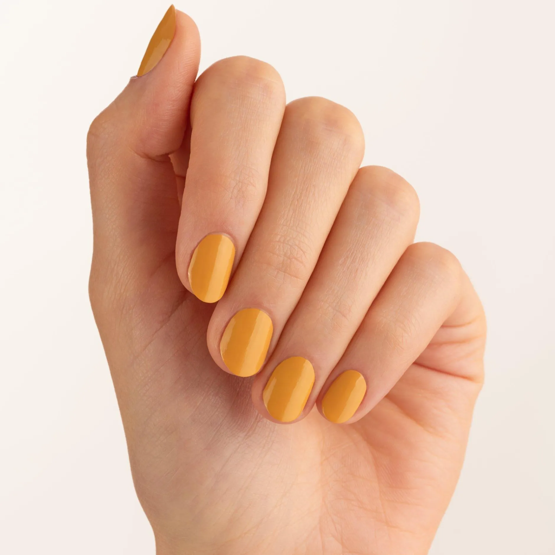 Nagellak^essence gel nail colour 53 - POWER TO THE sunflower