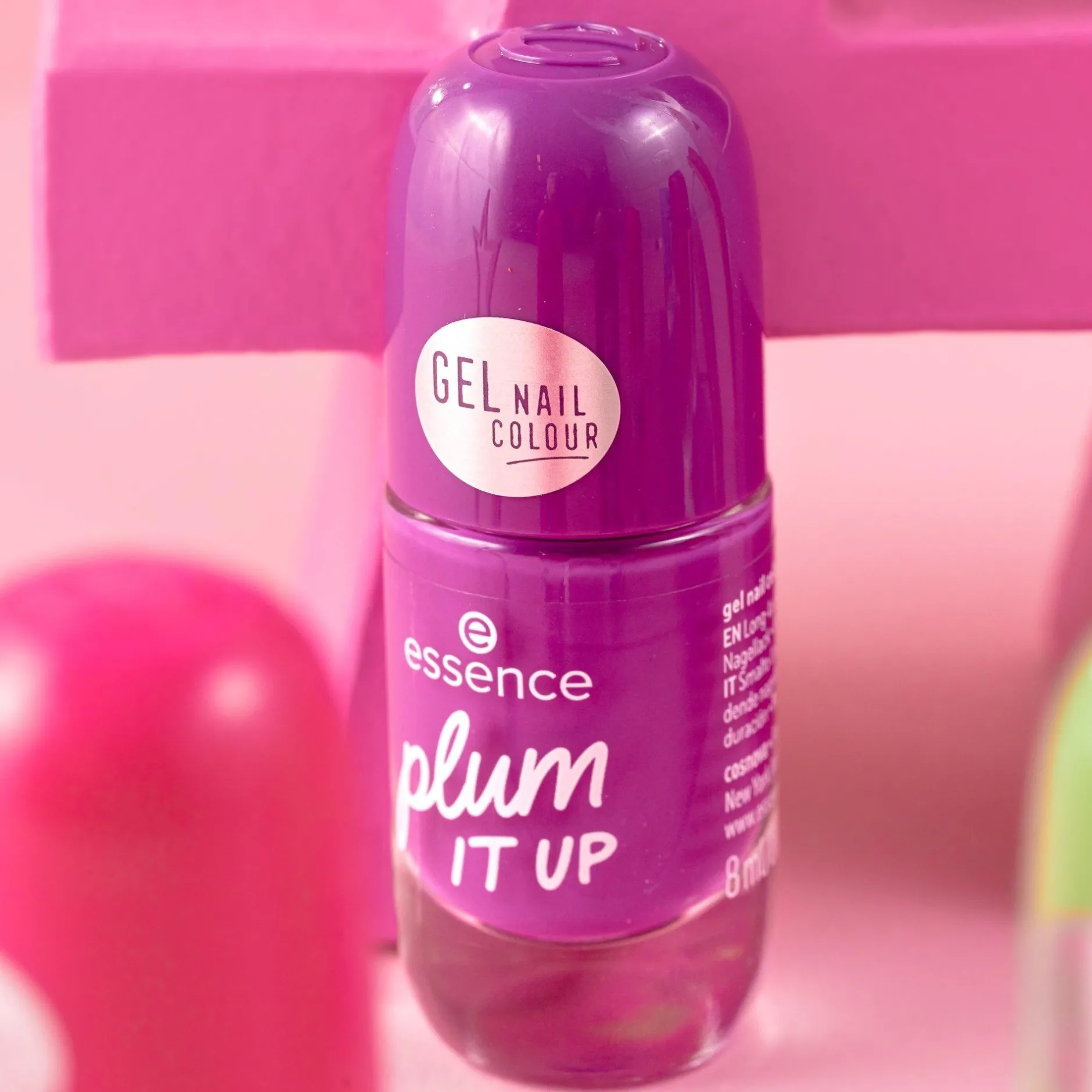 Nagellak^essence gel nail colour 54 - plum IT UP