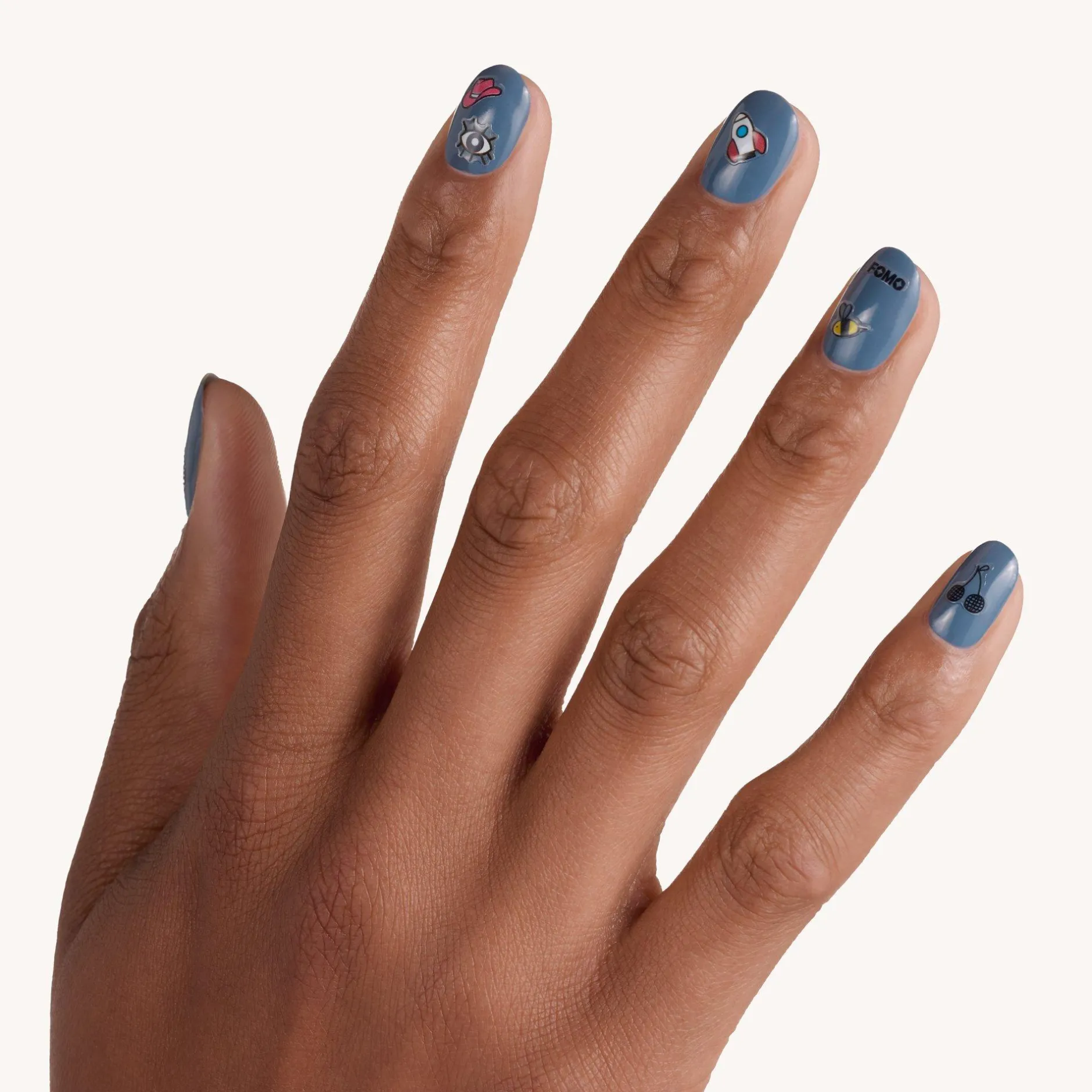 Nail Art^essence happiness looks good on you nagelsticker -