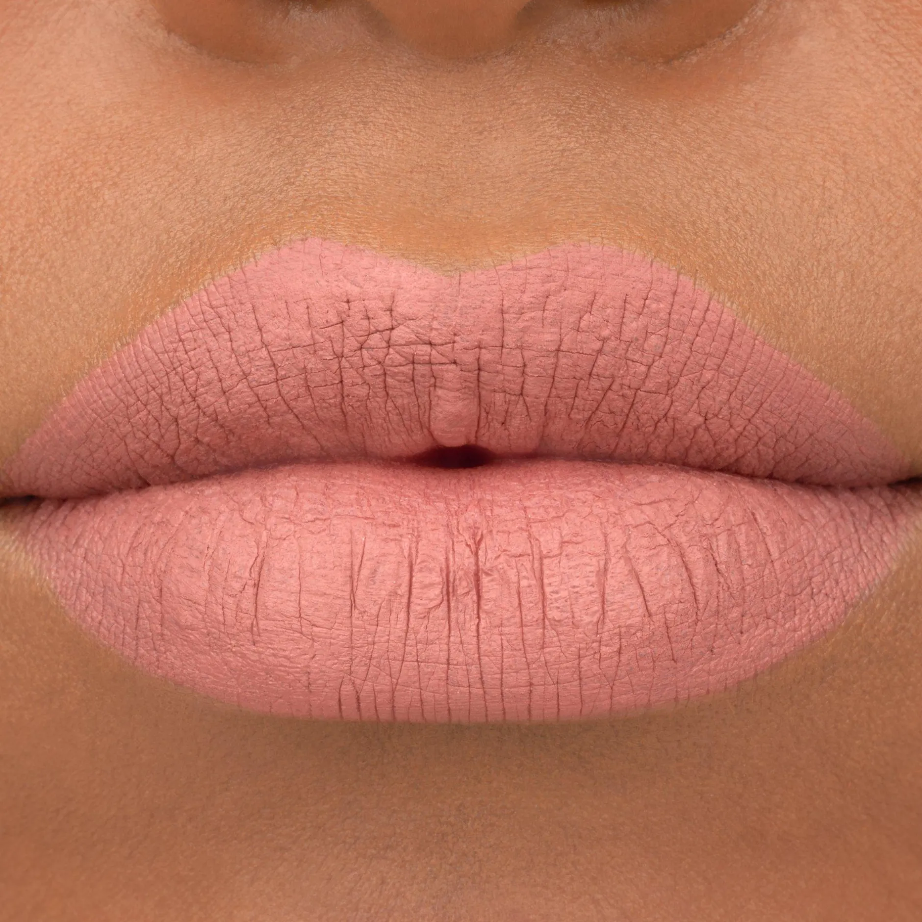 Lipstick^essence 8h MATTE liquid lipstick 04 - Rosy Nude
