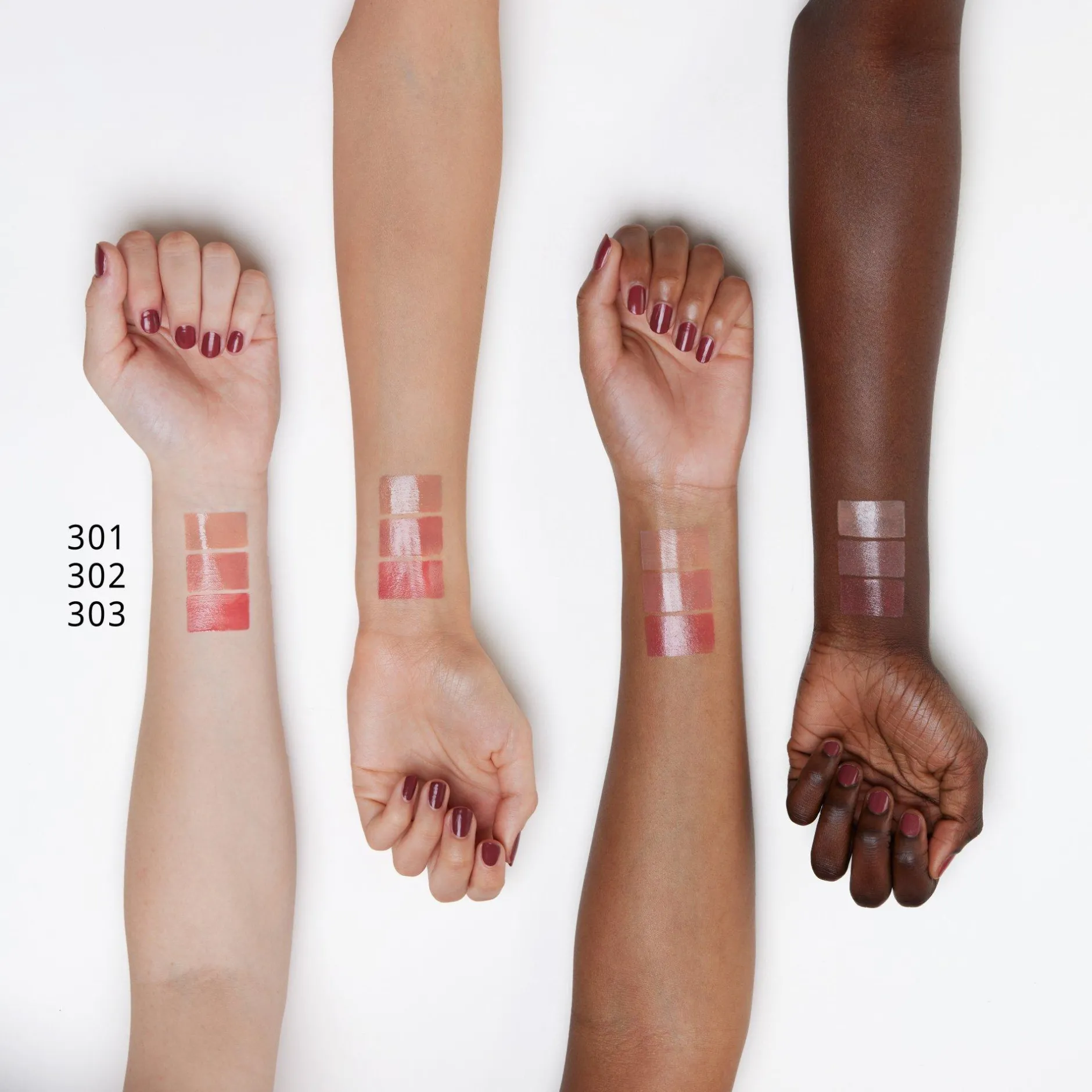 Lipstick^essence hydrating nude lipstick 303 - DELICATE