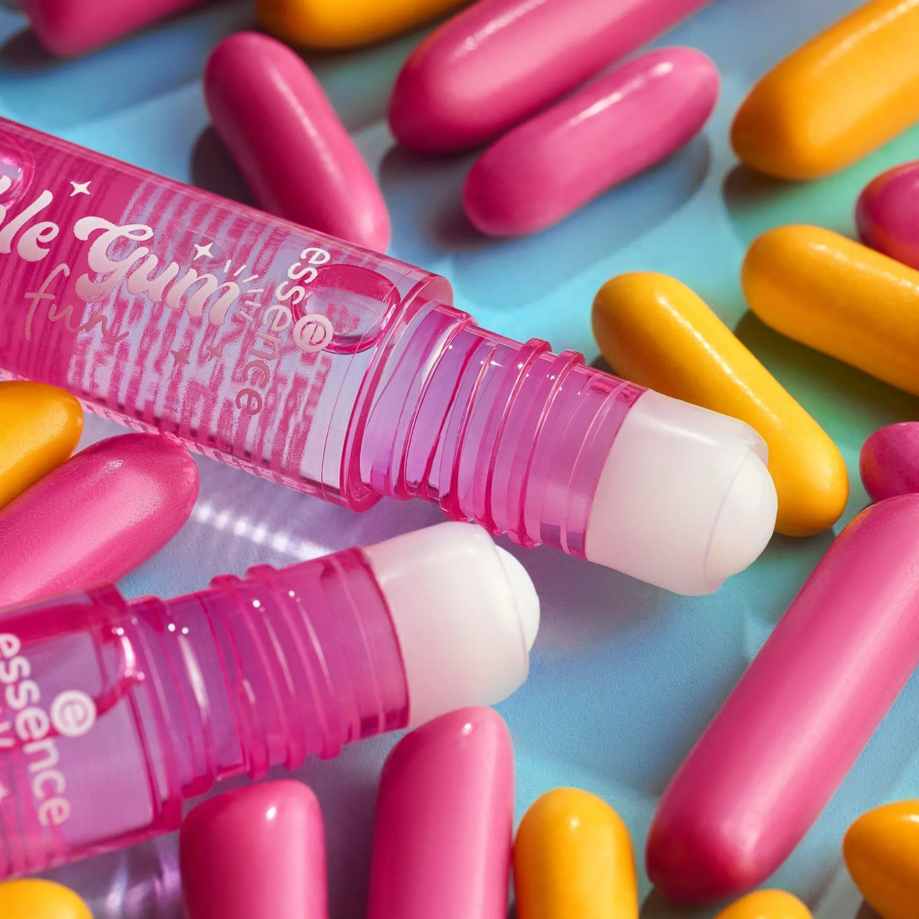 Lipgloss^essence it’s Bubble Gum fun lipolie roll-on