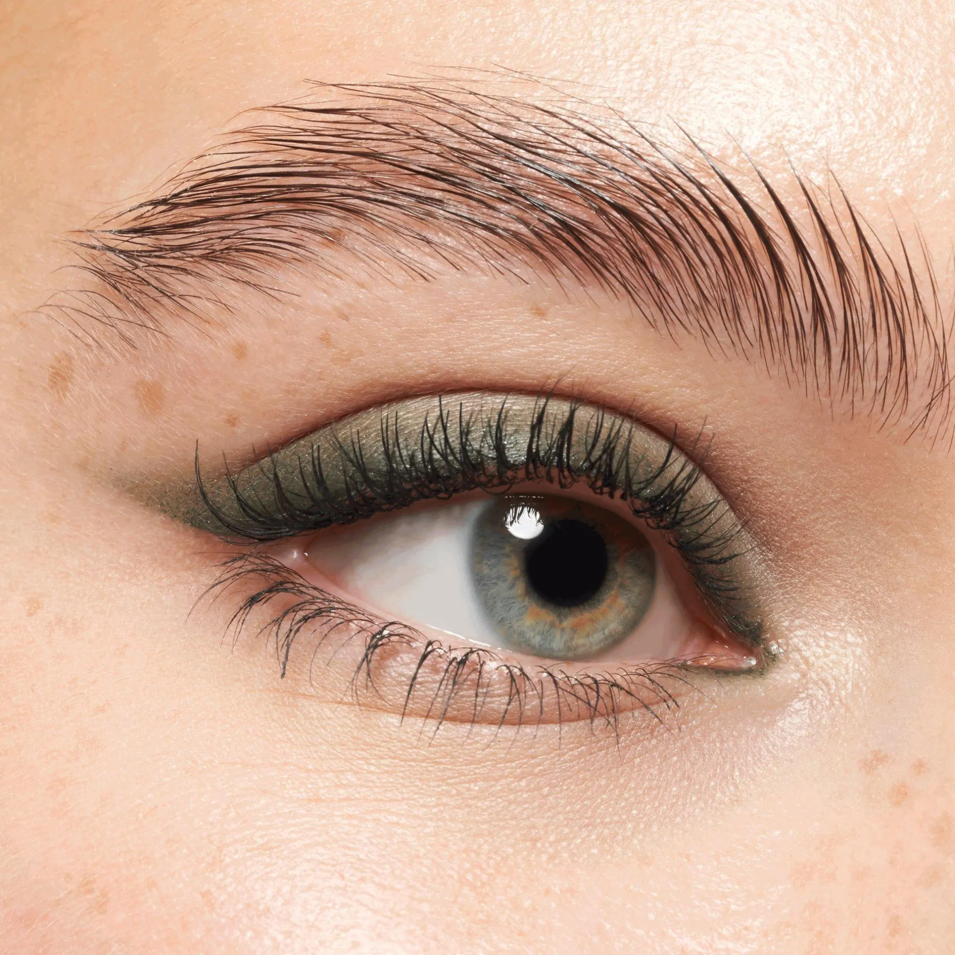 Eyeliner En Oogpotloden^essence kajal potlood 29 - Rain Forest