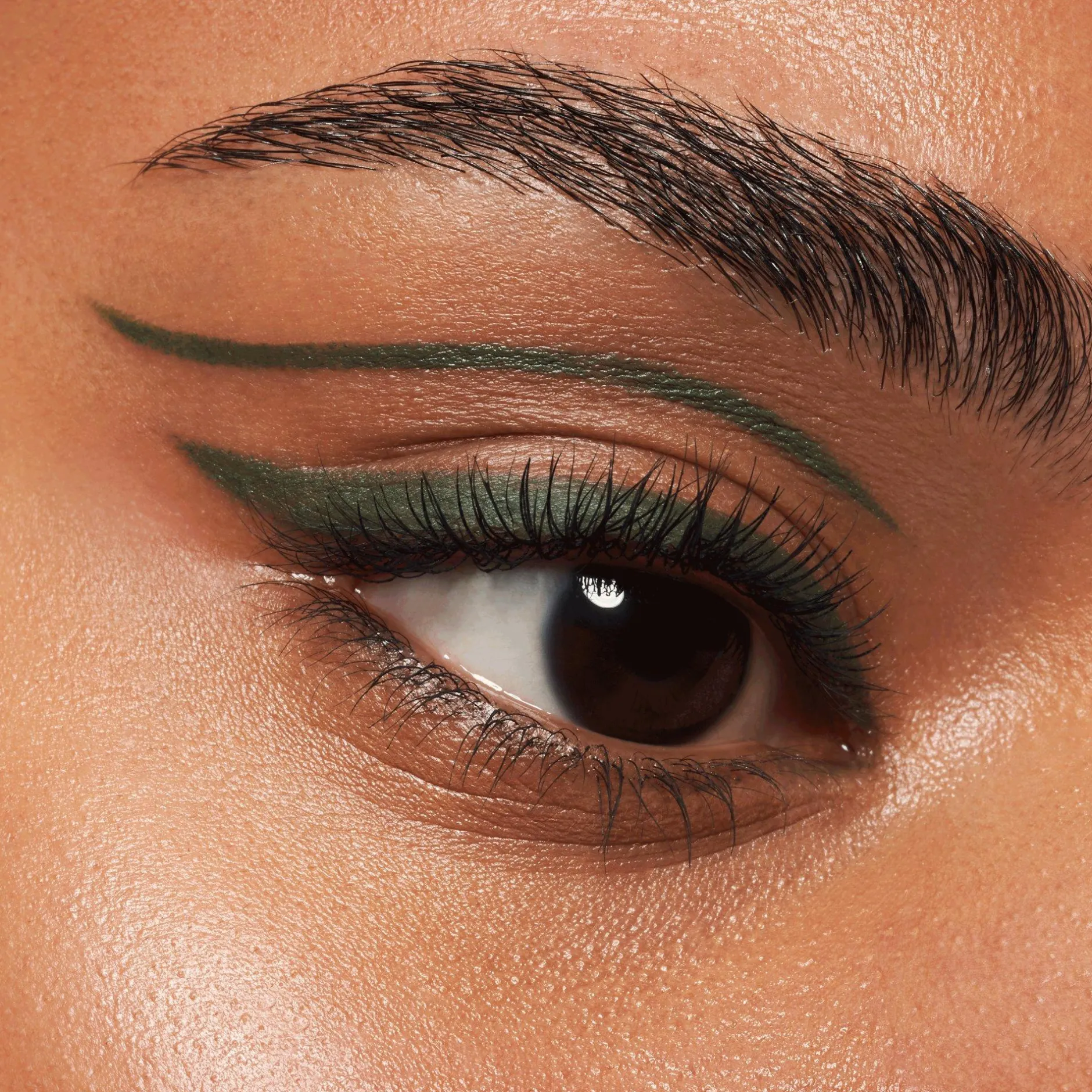 Eyeliner En Oogpotloden^essence kajal potlood 29 - Rain Forest