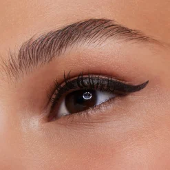 Eyeliner En Oogpotloden^essence Lash PRINCESS LINER zwart waterproof -