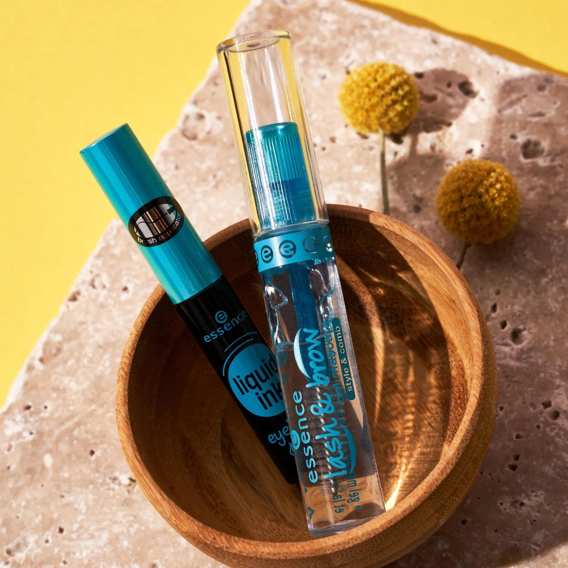 Eyeliner En Oogpotloden^essence liquid ink eyeliner waterproof