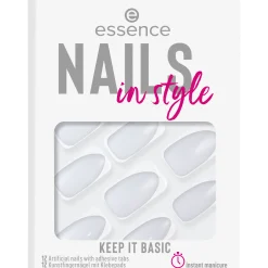 Nail Art^essence nagels in stijl 15 - KEEP IT BASIC