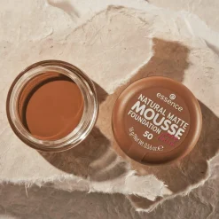 Foundation^essence NATUURLIJKE MATTE MOUSSE FOUNDATION 50 -