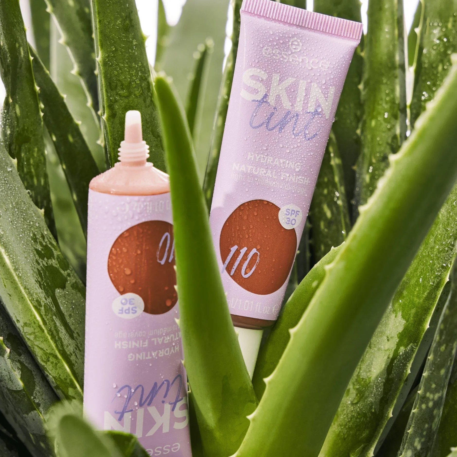 Foundation^essence SKIN tint 110 -