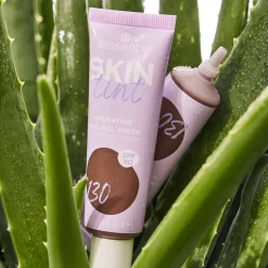 Foundation^essence SKIN tint 130 -