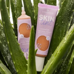 Foundation^essence SKIN tint 50 -