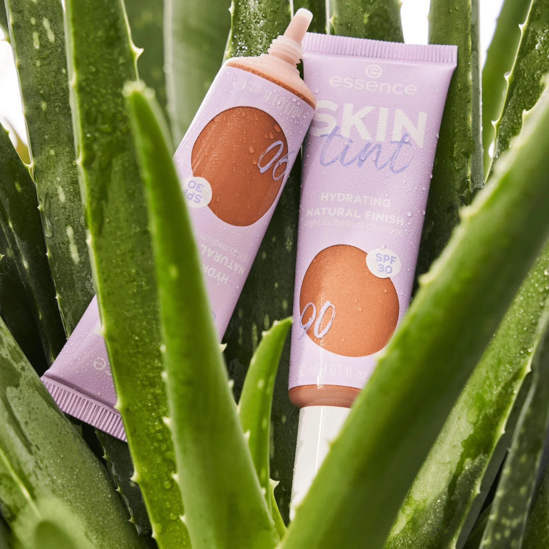 Foundation^essence SKIN tint 90 -