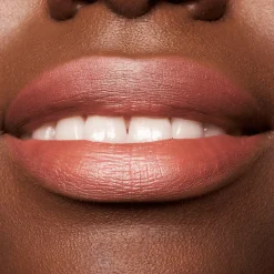 Lipliner^essence soft & precise LIP PENSEEL 303 - Delicate