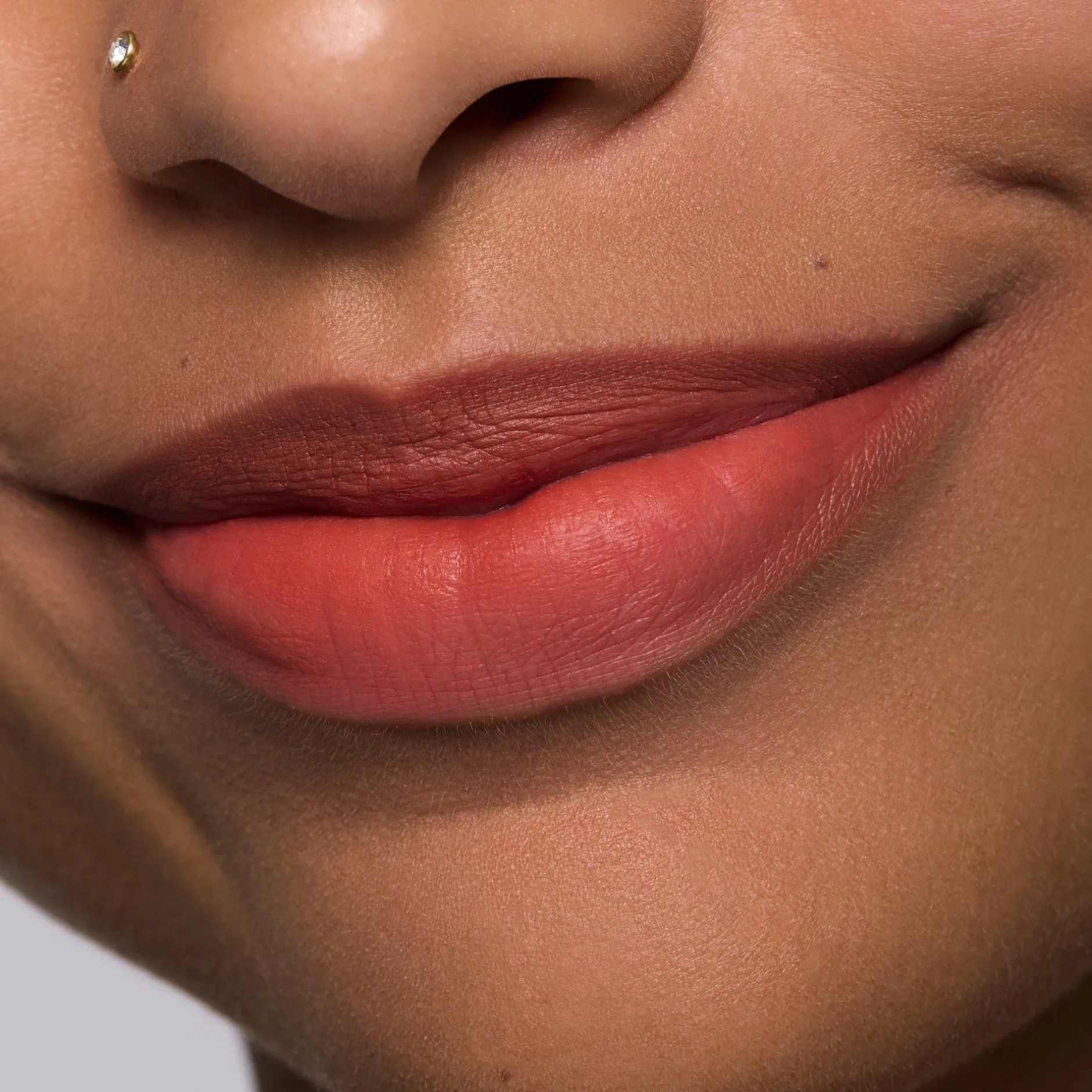 Lipstick^essence soft touch lipmousse 01 - Fuel Your Passion