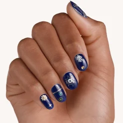 Nail Art^essence stay bold, it's GOLD nagelsticker -