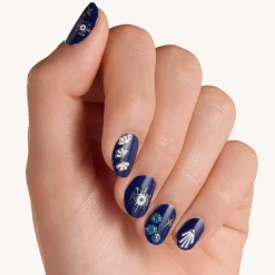 Nail Art^essence stay bold, it's GOLD nagelsticker -
