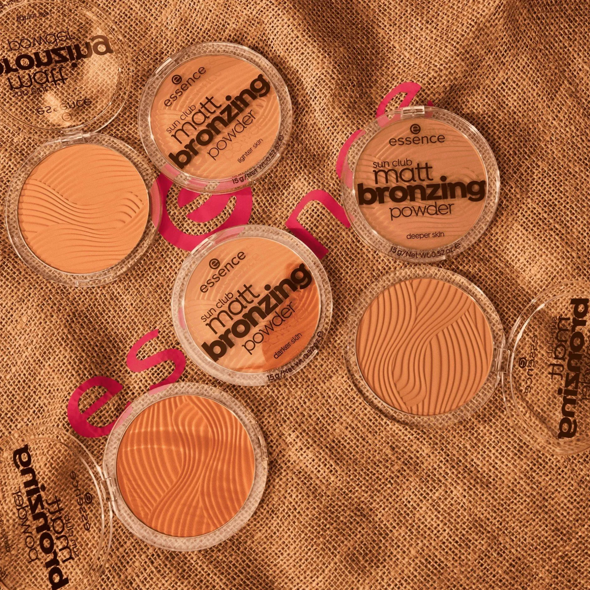 Poeder^essence sun club matte bronzing poeder 01 - natural