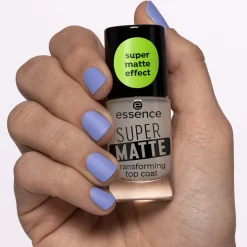 Top- En Basecoat^essence SUPER MATTE transformerende topcoat