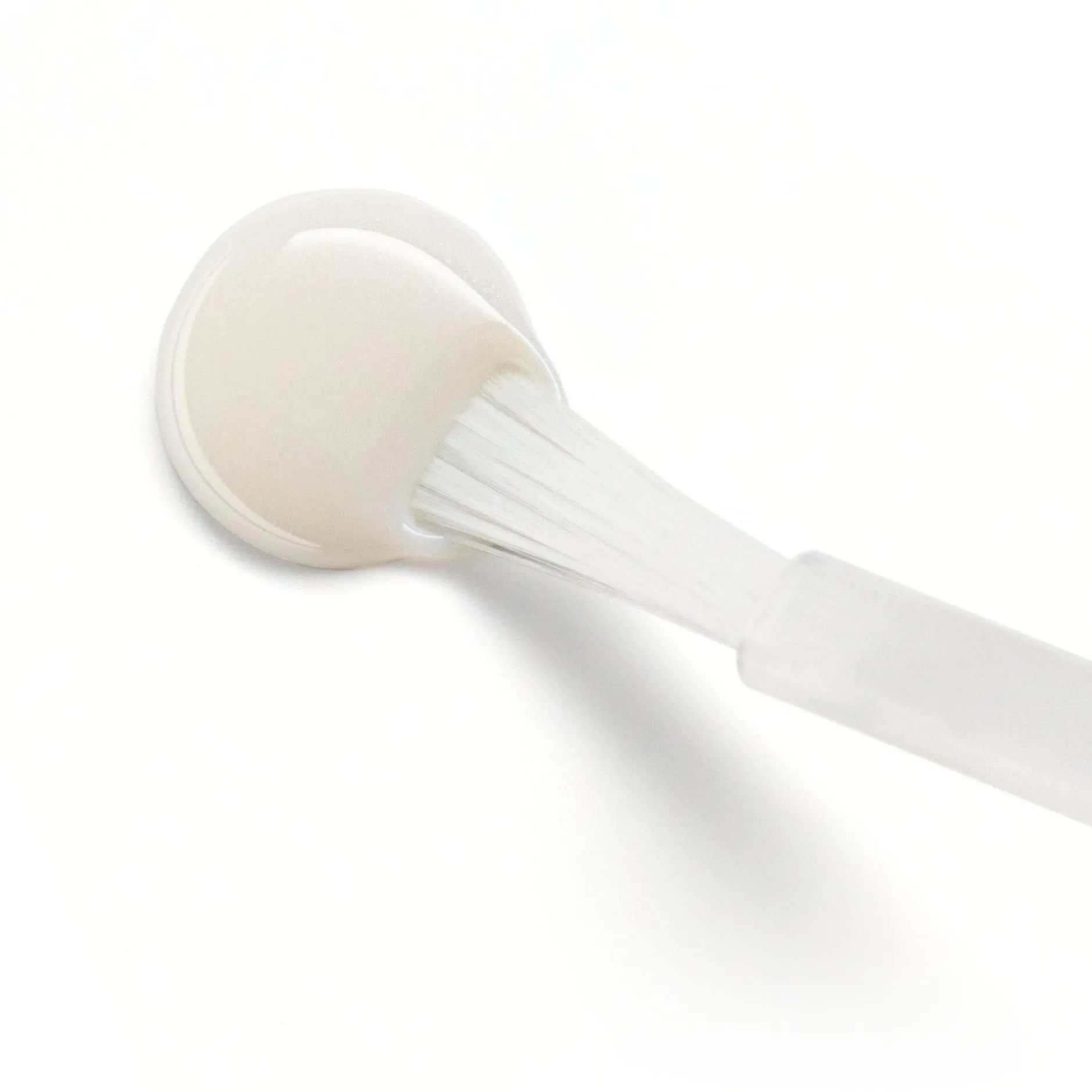 Nagelverzorging^essence THE ANTI-YELLOW NAIL WHITENER